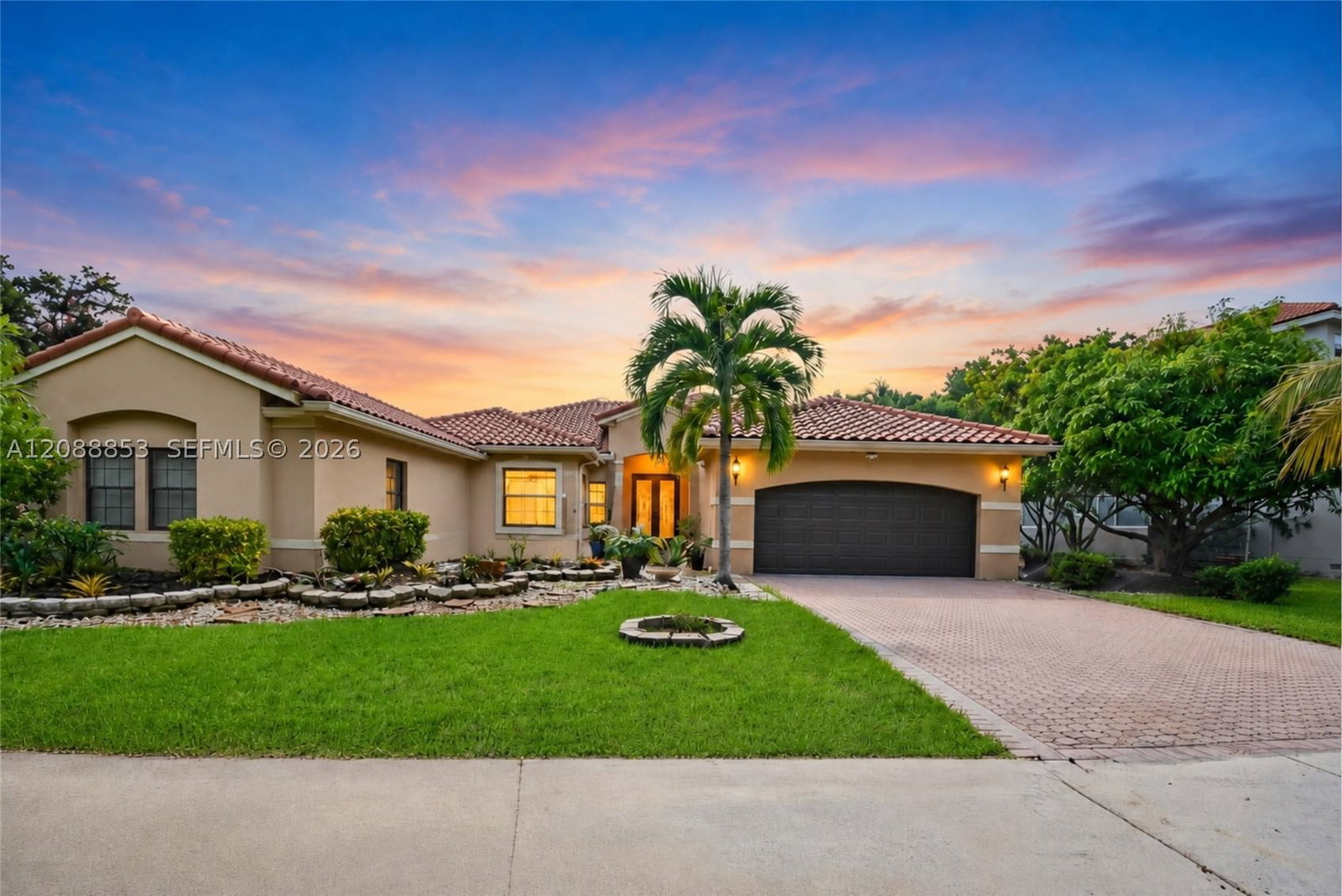 Real estate property located at 523 Stonemont Dr, Broward, Sector 4, Weston, FL