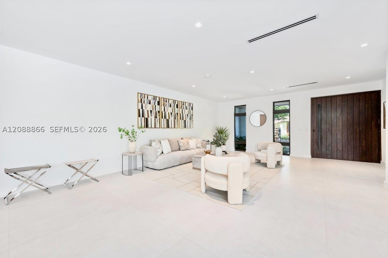 Real estate property located at 300 48th St, Miami-dade, Brentwood, Miami, FL