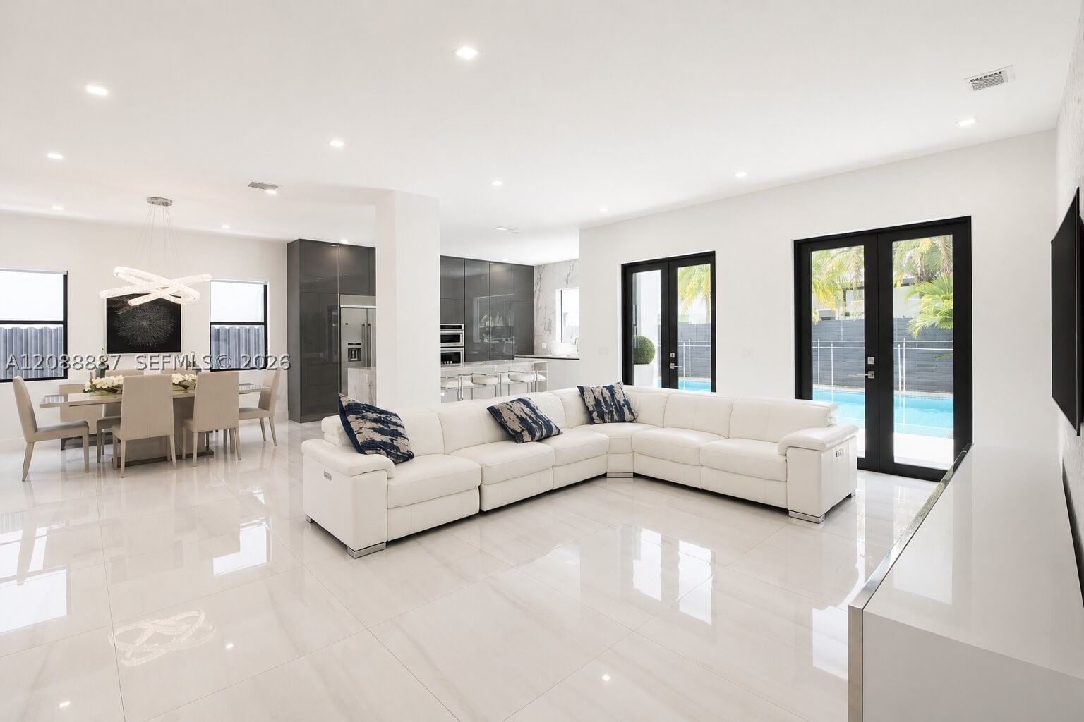 Real estate property located at 8872 181st St, Miami-dade, Century Gardens, Hialeah Gardens, FL