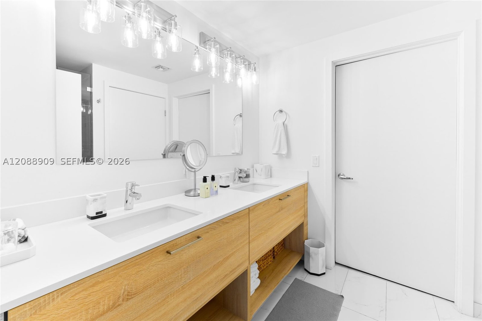 Real estate property located at 16385 Biscayne Blvd #707, Miami-dade, The Harbour North Condo, North Miami Beach, FL