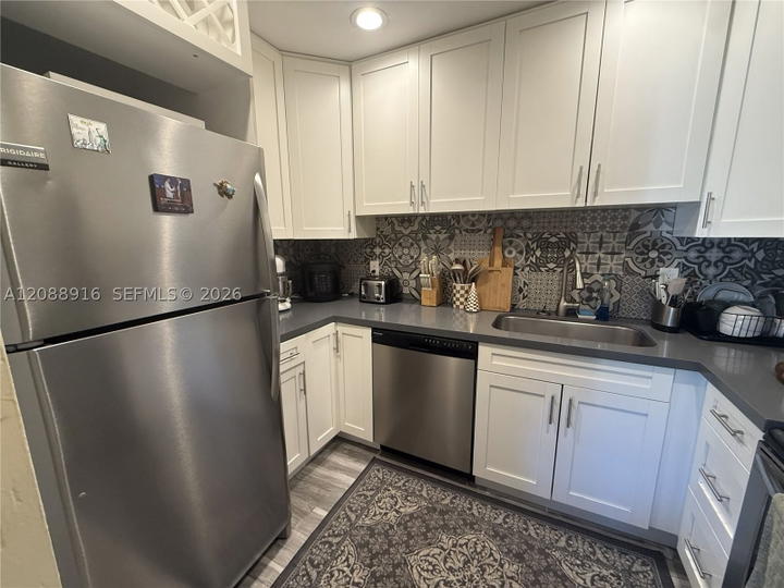 Real estate property located at 7823 Miller Dr C207, Miami-dade, Lakewood Villas Condo, Miami, FL