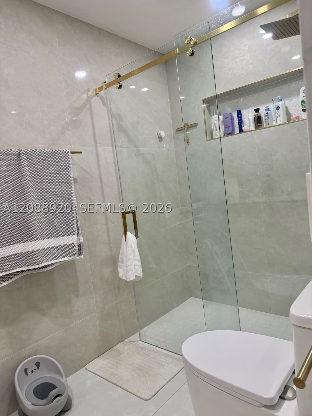 Real estate property located at 1401 122nd Ave, Broward, Pembroke Lakes Sec 6, Pembroke Pines, FL