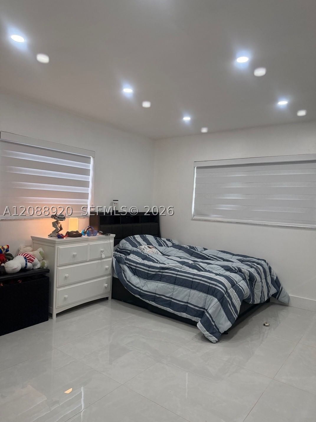 Real estate property located at 1401 122nd Ave, Broward, Pembroke Lakes Sec 6, Pembroke Pines, FL
