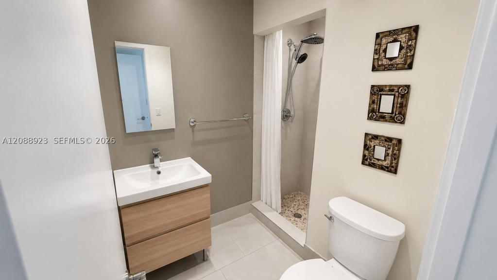 Real estate property located at 1835 212th Terrace, Miami-dade, Highland Gardens Fourth A, Miami, FL