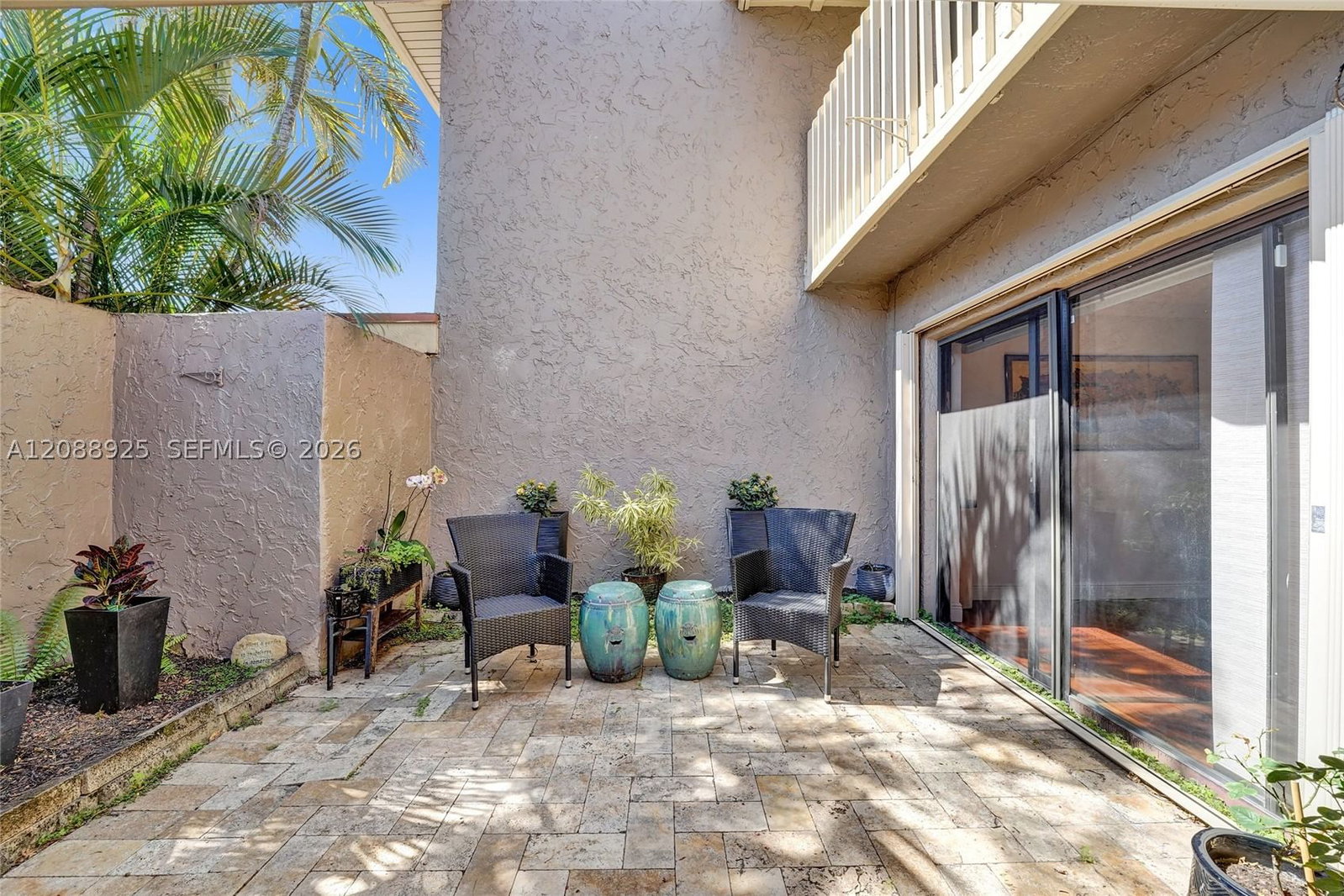 Real estate property located at 403 Dunwoody Ln #38, Broward, Townhouses Of Emerald Hill, Hollywood, FL