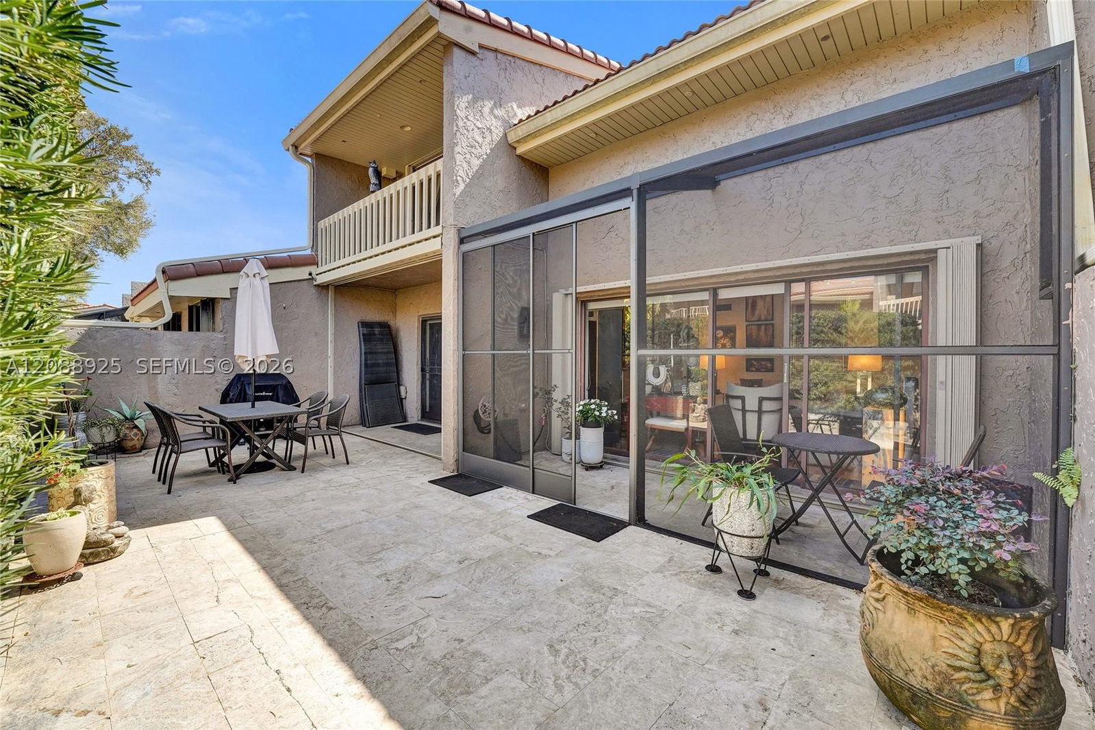 Real estate property located at 403 Dunwoody Ln #38, Broward, Townhouses Of Emerald Hill, Hollywood, FL