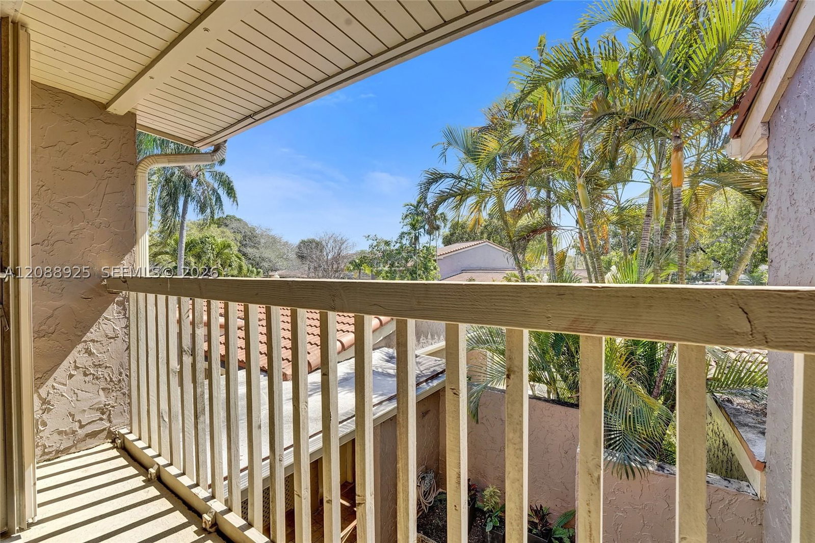 Real estate property located at 403 Dunwoody Ln #38, Broward, Townhouses Of Emerald Hill, Hollywood, FL