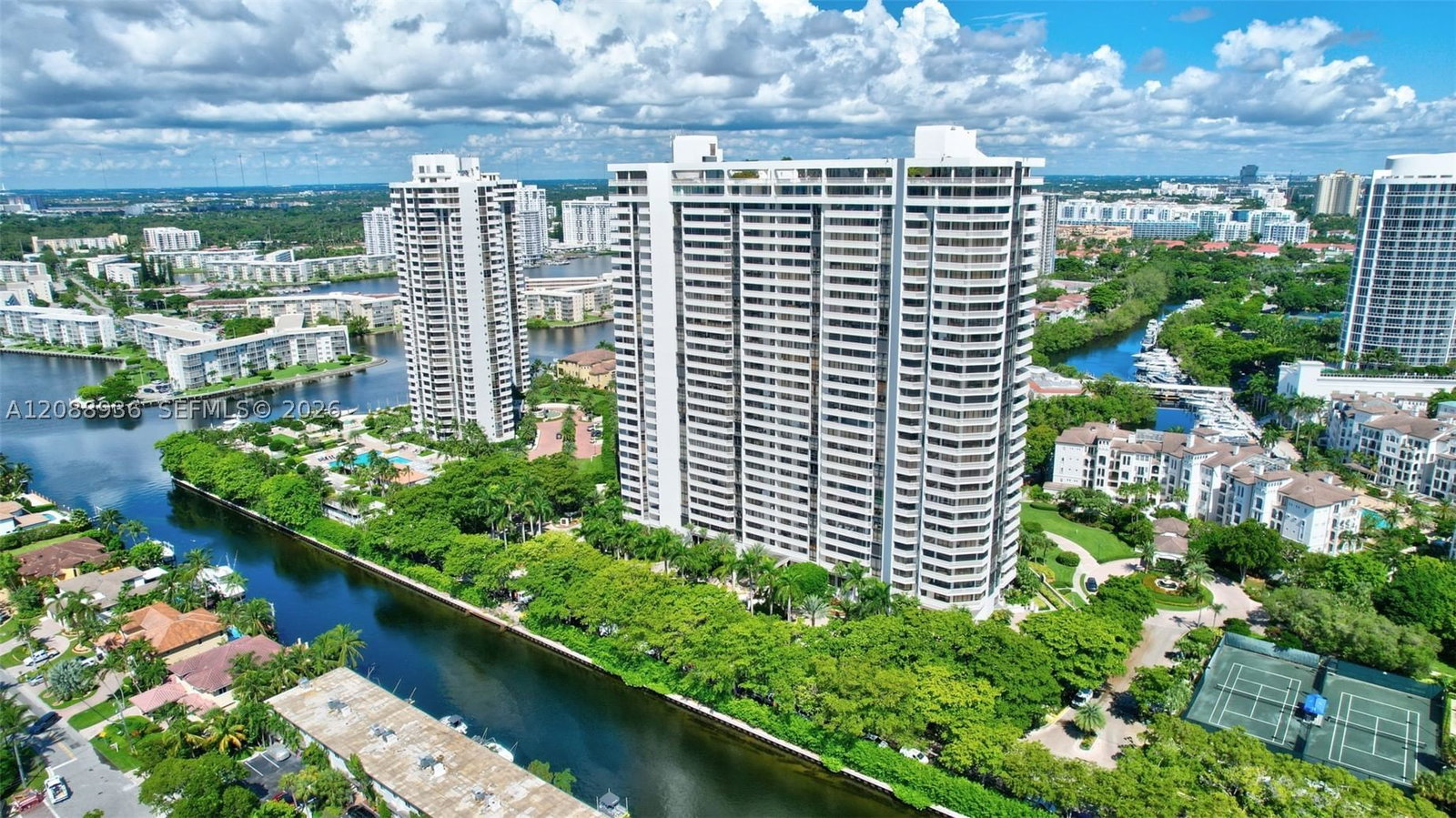 Real estate property located at 2000 Island Blvd #808, Miami-dade, 2000 Isl Blvd Williams Is, Aventura, FL