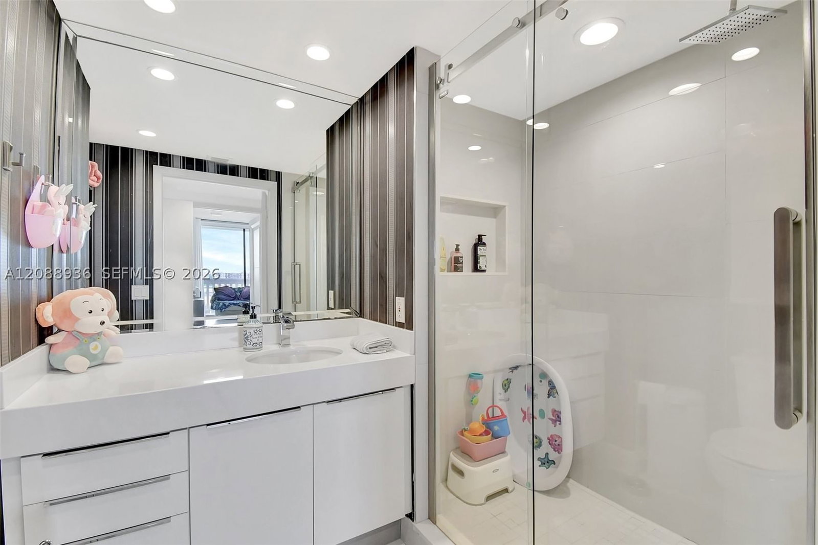 Real estate property located at 2000 Island Blvd #808, Miami-dade, 2000 Isl Blvd Williams Is, Aventura, FL