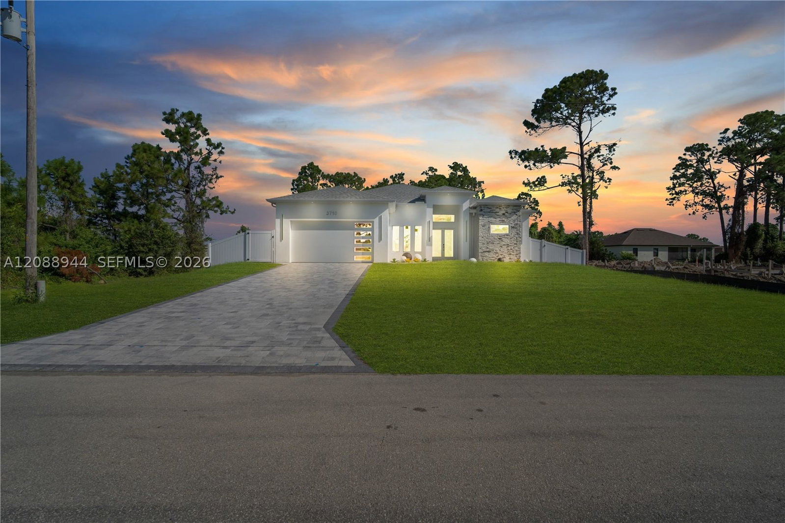 Real estate property located at 3710 6th St, Lee, Lehigh Acres, Lehigh Acres, FL