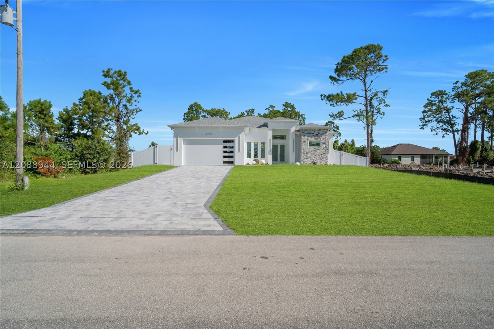 Real estate property located at 3710 6th St, Lee, Lehigh Acres, Lehigh Acres, FL