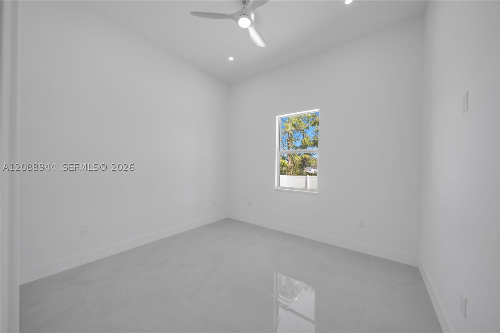 Real estate property located at 3710 6th St, Lee, Lehigh Acres, Lehigh Acres, FL