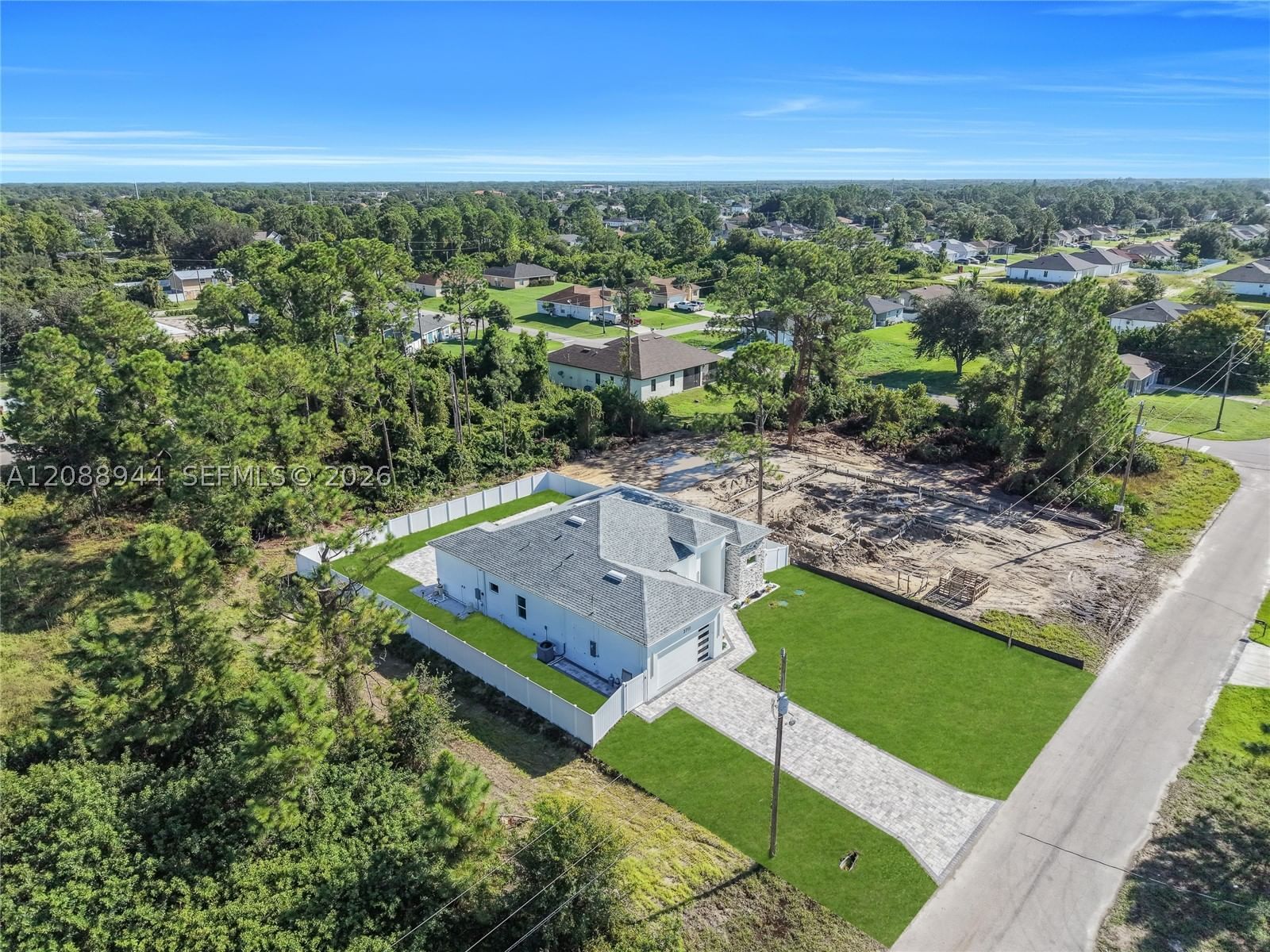 Real estate property located at 3710 6th St, Lee, Lehigh Acres, Lehigh Acres, FL