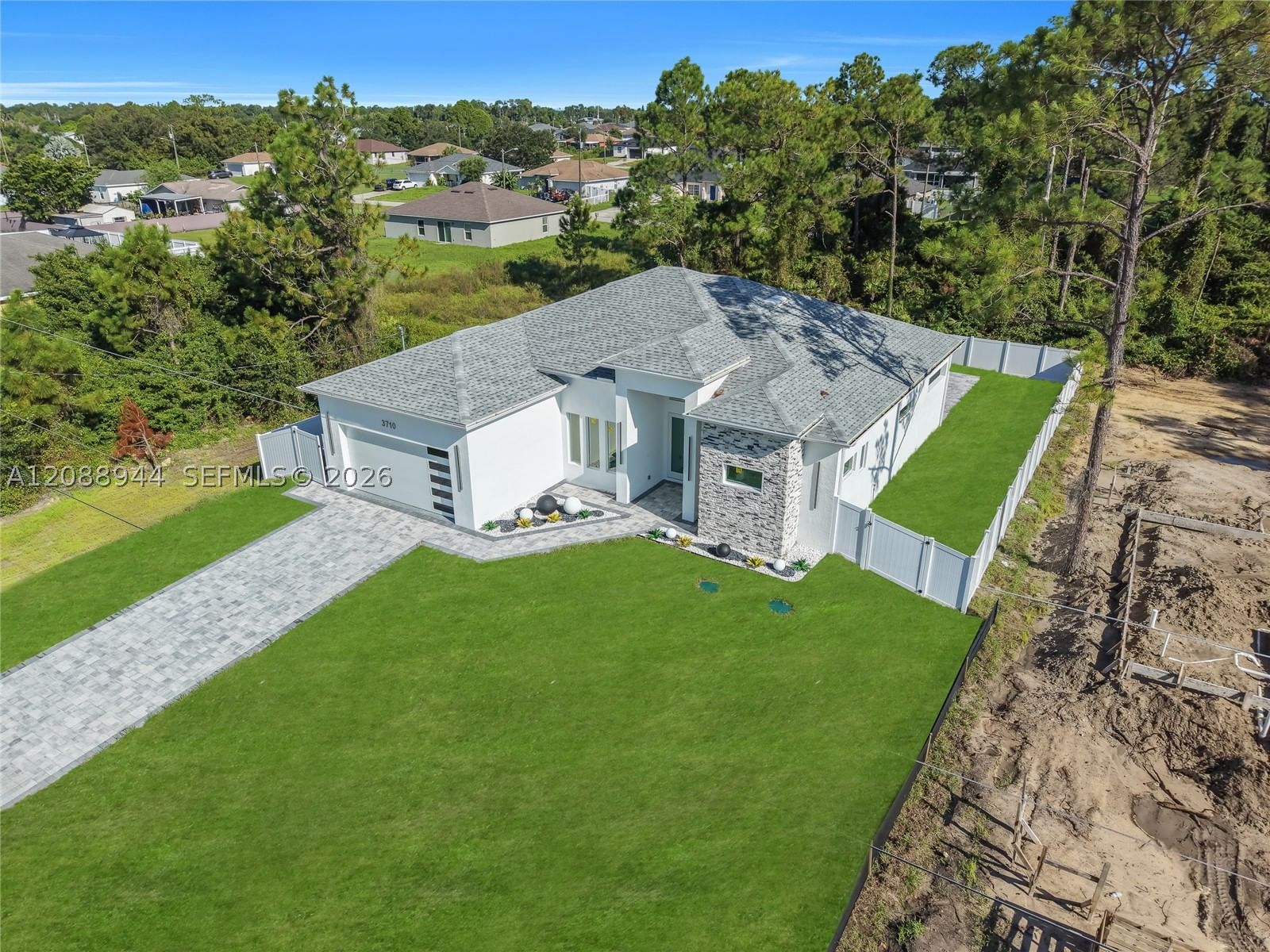 Real estate property located at 3710 6th St, Lee, Lehigh Acres, Lehigh Acres, FL