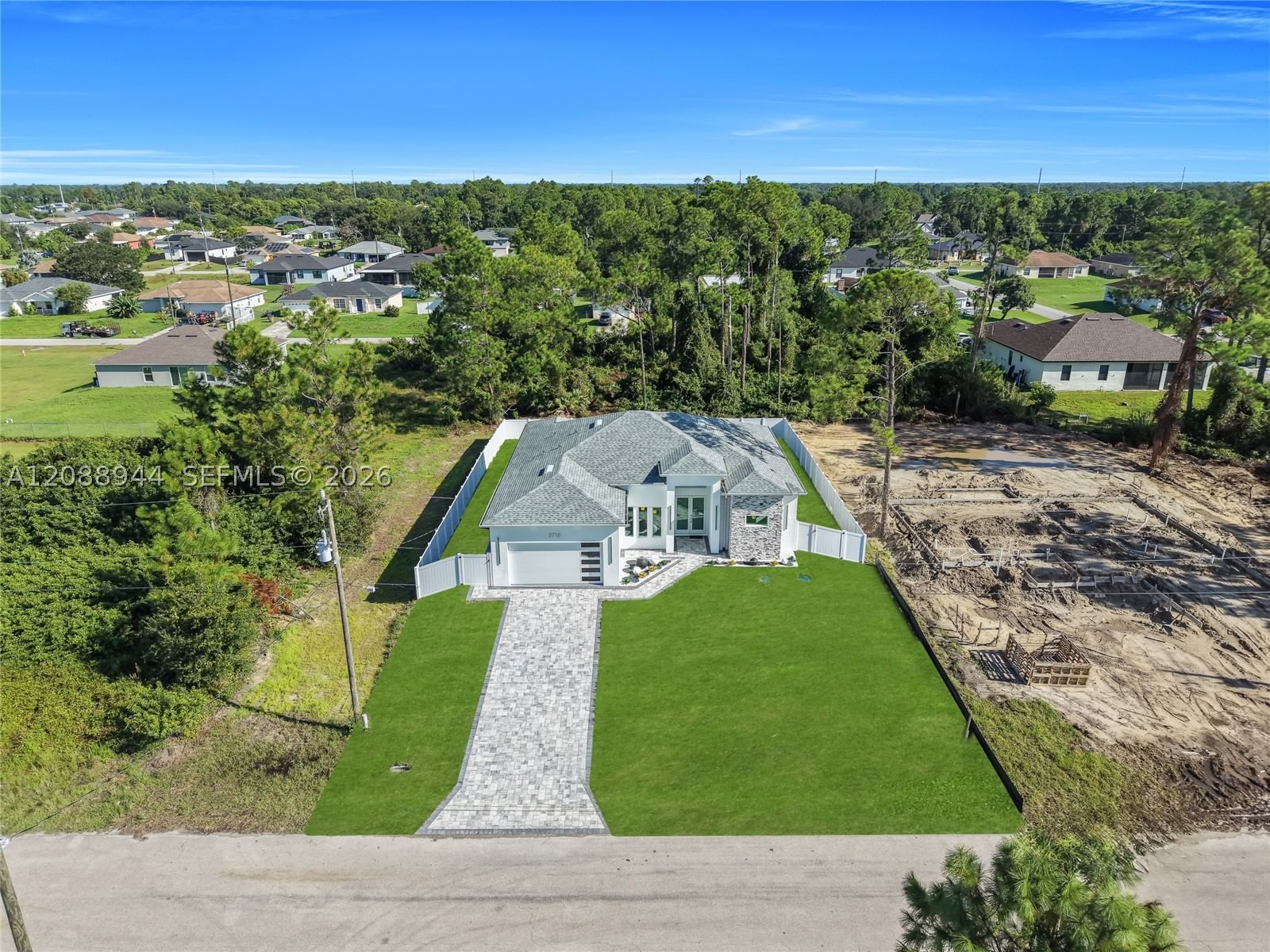 Real estate property located at 3710 6th St, Lee, Lehigh Acres, Lehigh Acres, FL