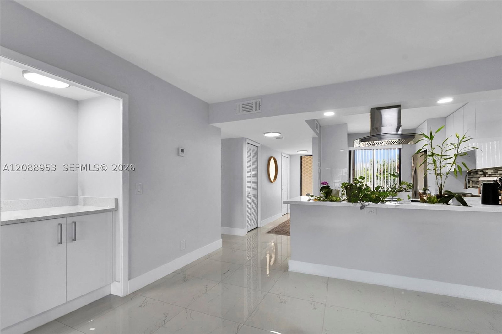 Real estate property located at 150 Lakeview Dr #203, Broward, Racquet Club Apartments A, Weston, FL
