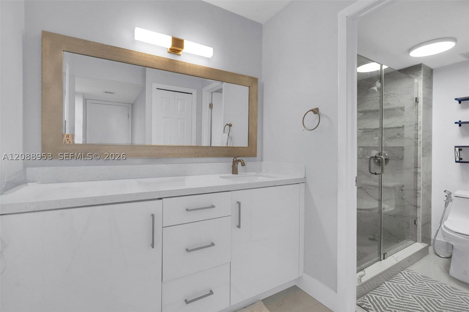 Real estate property located at 150 Lakeview Dr #203, Broward, Racquet Club Apartments A, Weston, FL