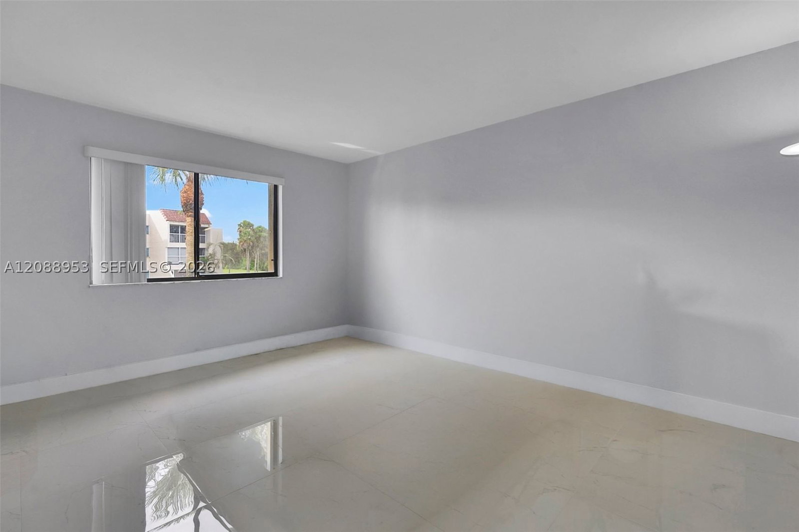 Real estate property located at 150 Lakeview Dr #203, Broward, Racquet Club Apartments A, Weston, FL