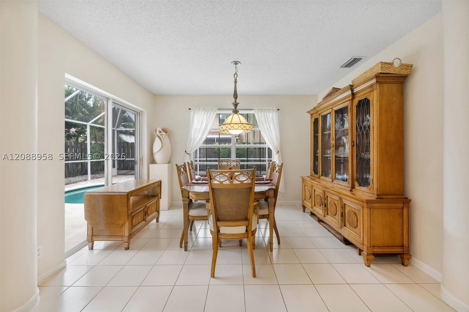 Real estate property located at 11092 Topeka Pl, Broward, Embassy Lakes Phase Ii, Cooper City, FL