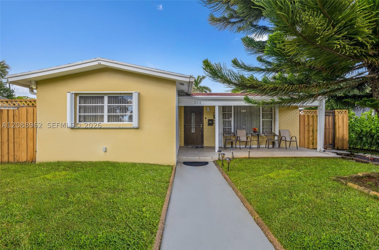 Real estate property located at 304 68th Ave, Broward, South Broward Ranches, Pembroke Pines, FL