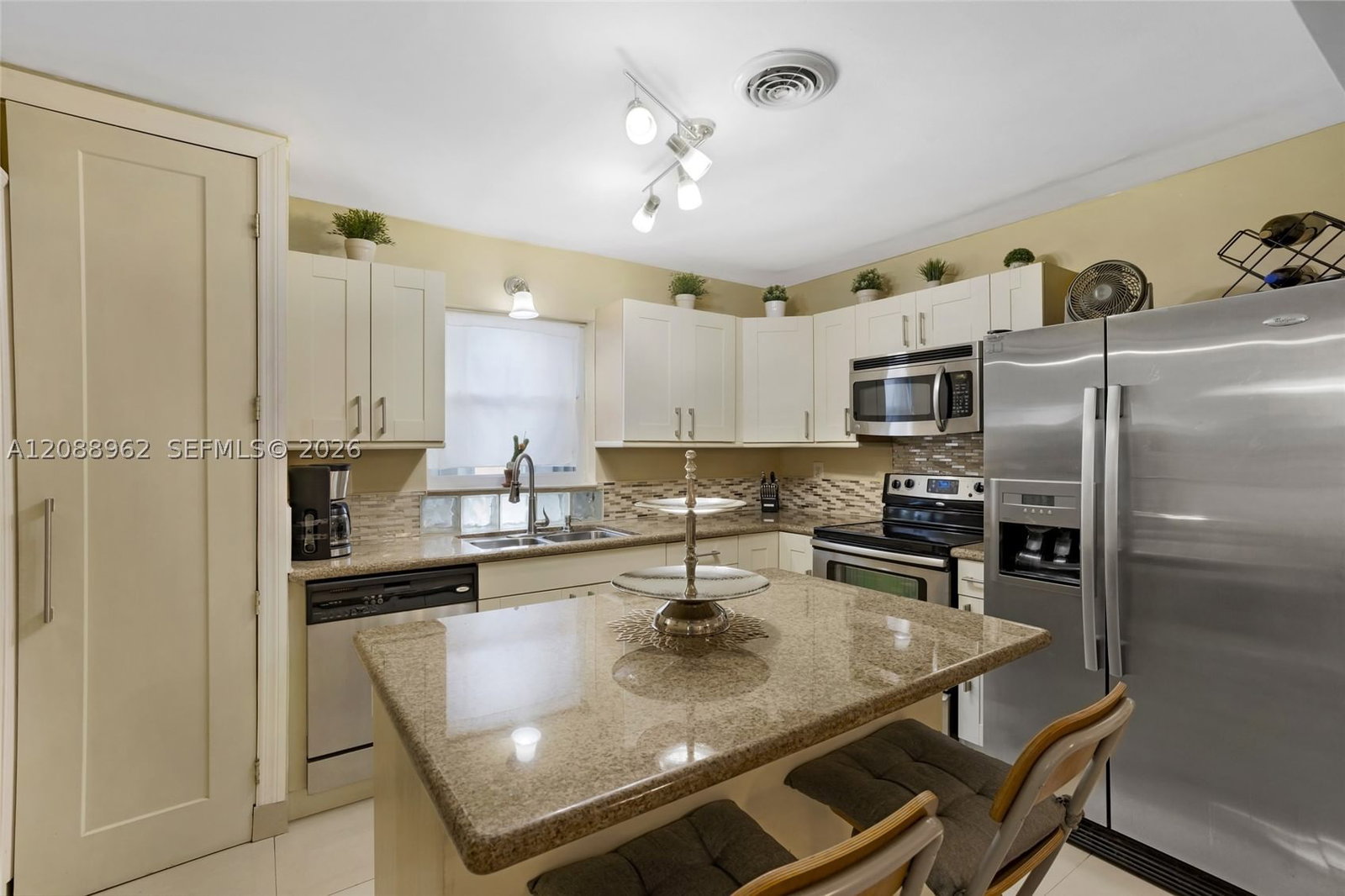 Real estate property located at 304 68th Ave, Broward, South Broward Ranches, Pembroke Pines, FL