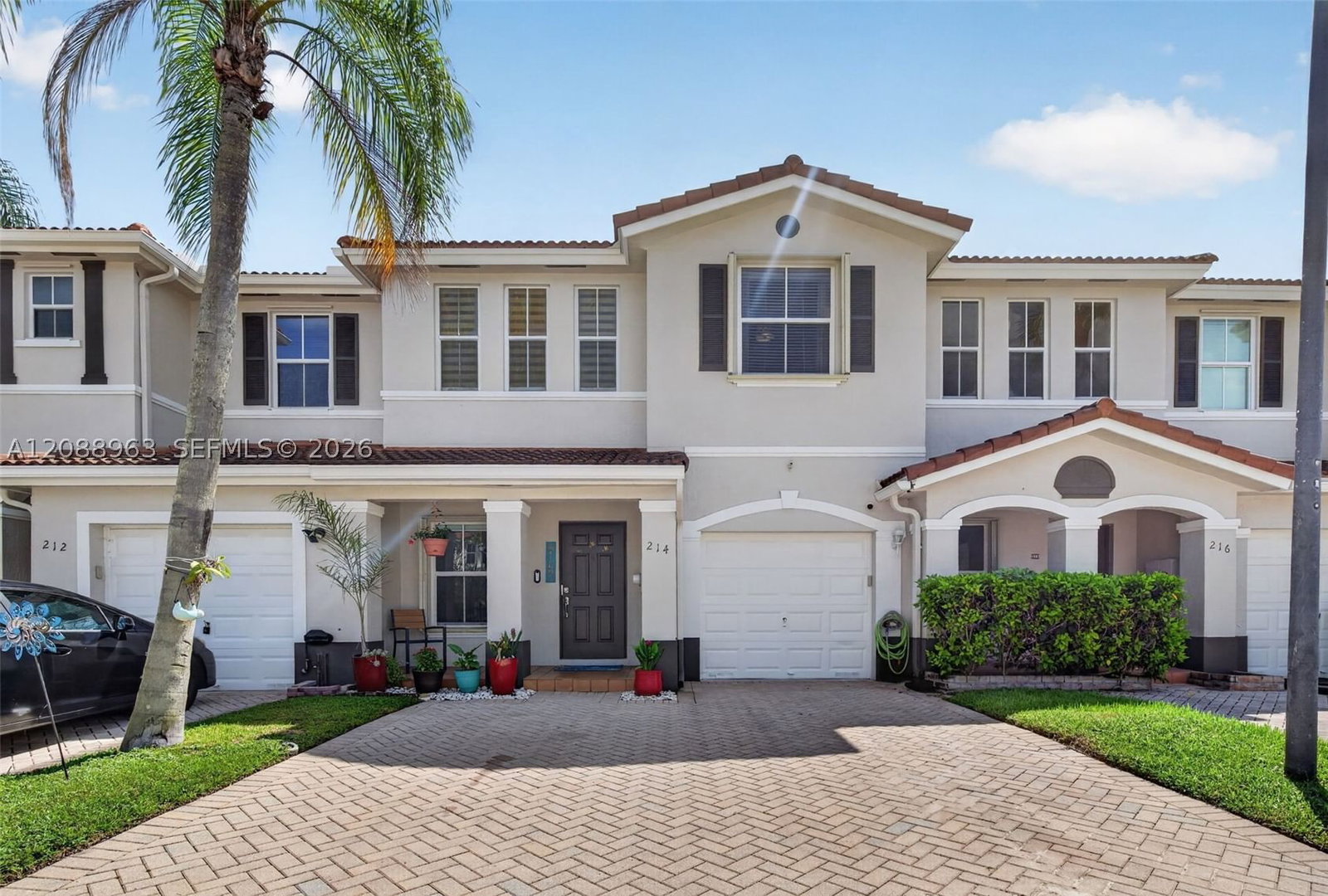 Real estate property located at 214 Riverwalk Cir, Broward, New River Estates Sec 6, Sunrise, FL