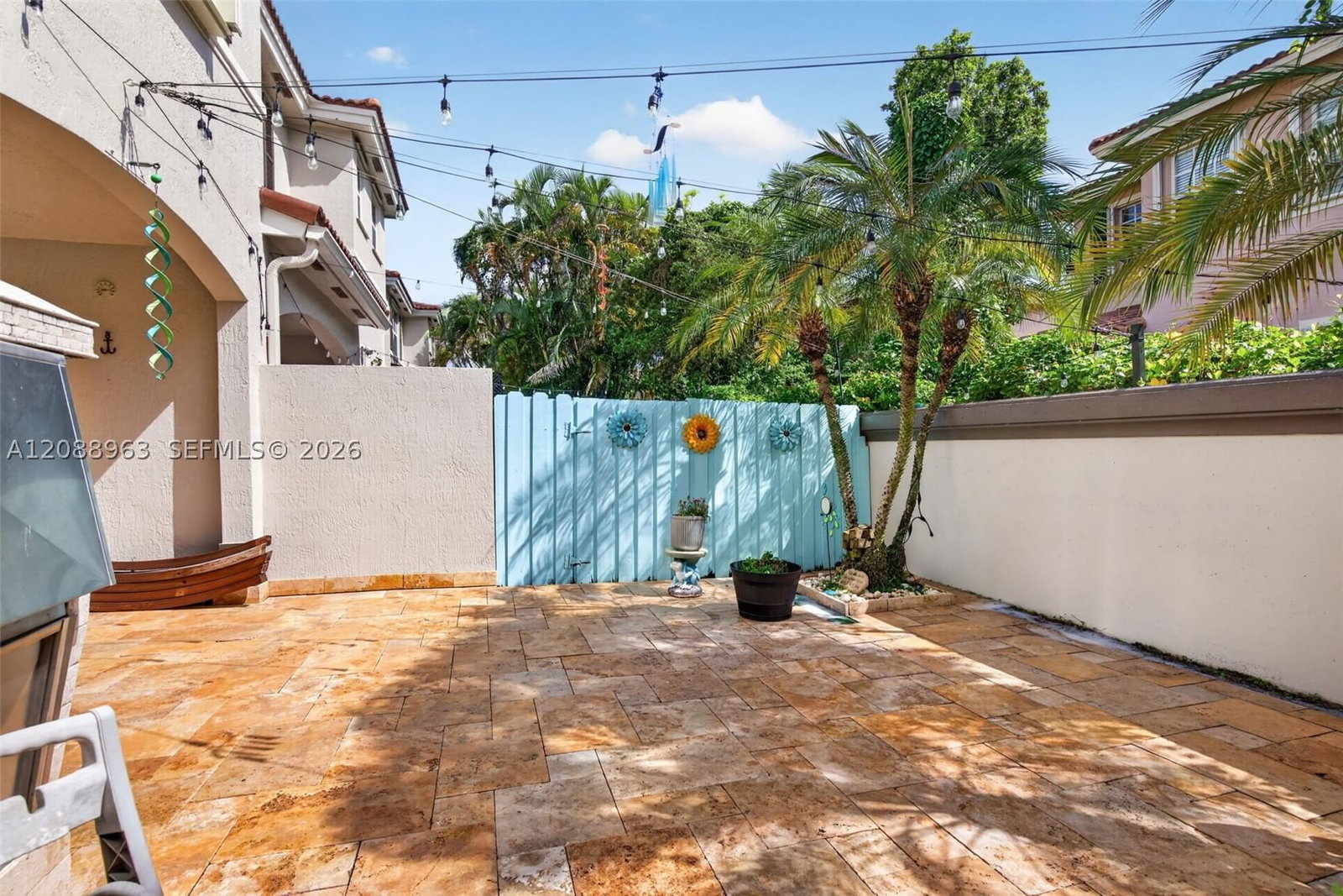 Real estate property located at 214 Riverwalk Cir, Broward, New River Estates Sec 6, Sunrise, FL