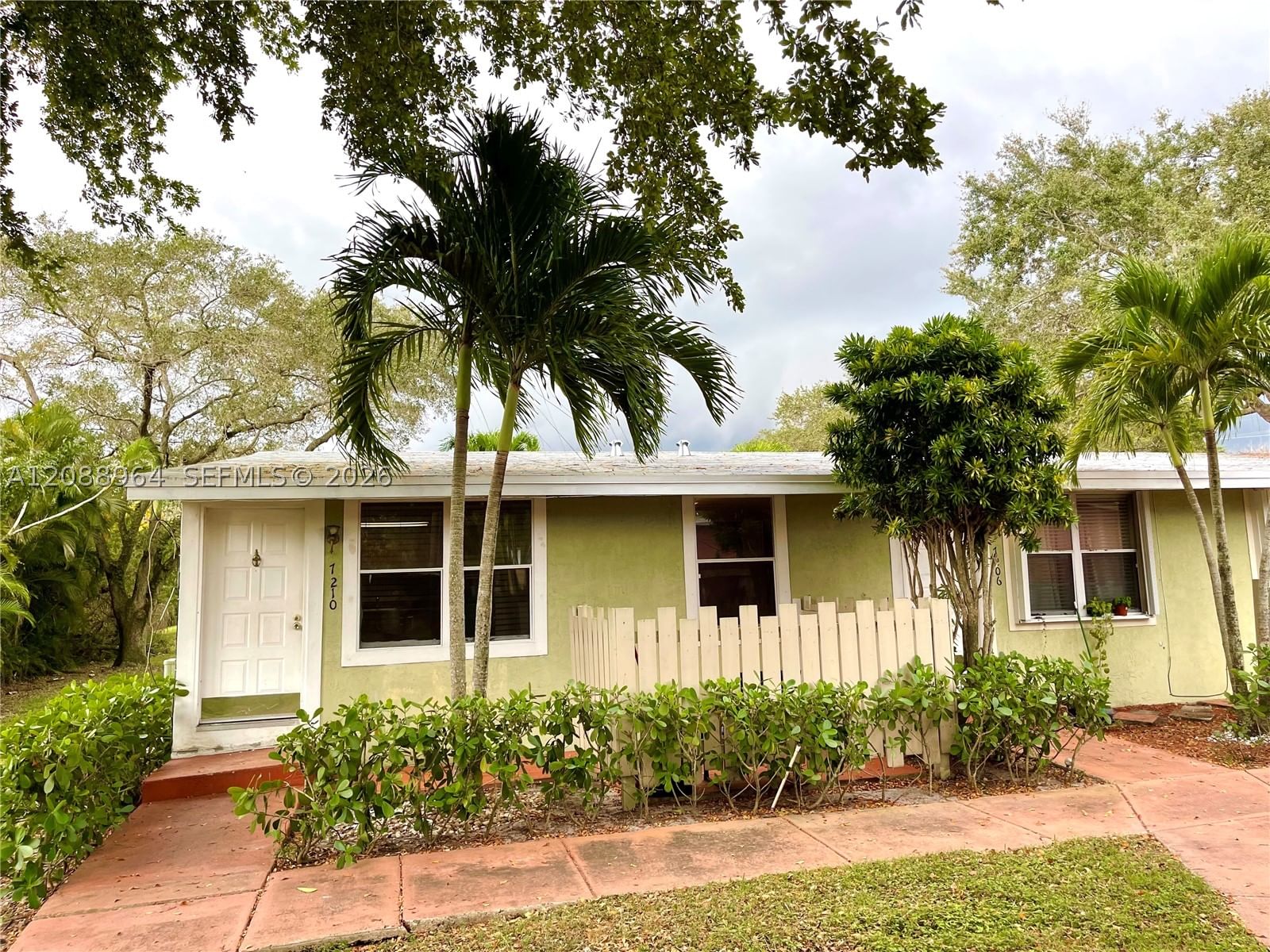 Real estate property located at 7210 Southgate Blvd #7210, Broward, Southgate Villas Condo, Tamarac, FL