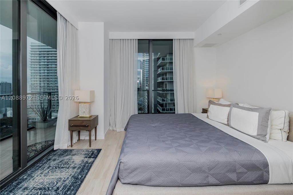 Real estate property located at 1300 Miami Ave #2210, Miami-dade, 1300 S Miami Avenue Condo, Miami, FL