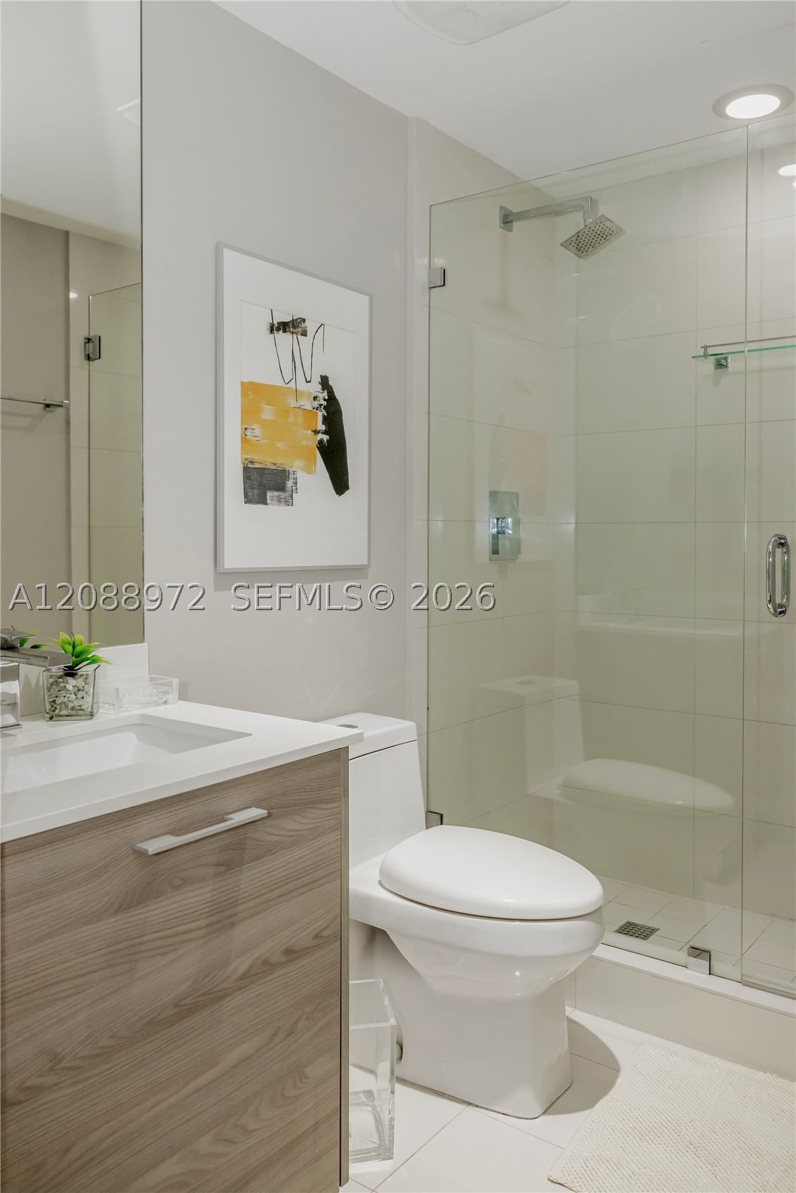 Real estate property located at 1300 Miami Ave #2210, Miami-dade, 1300 S Miami Avenue Condo, Miami, FL