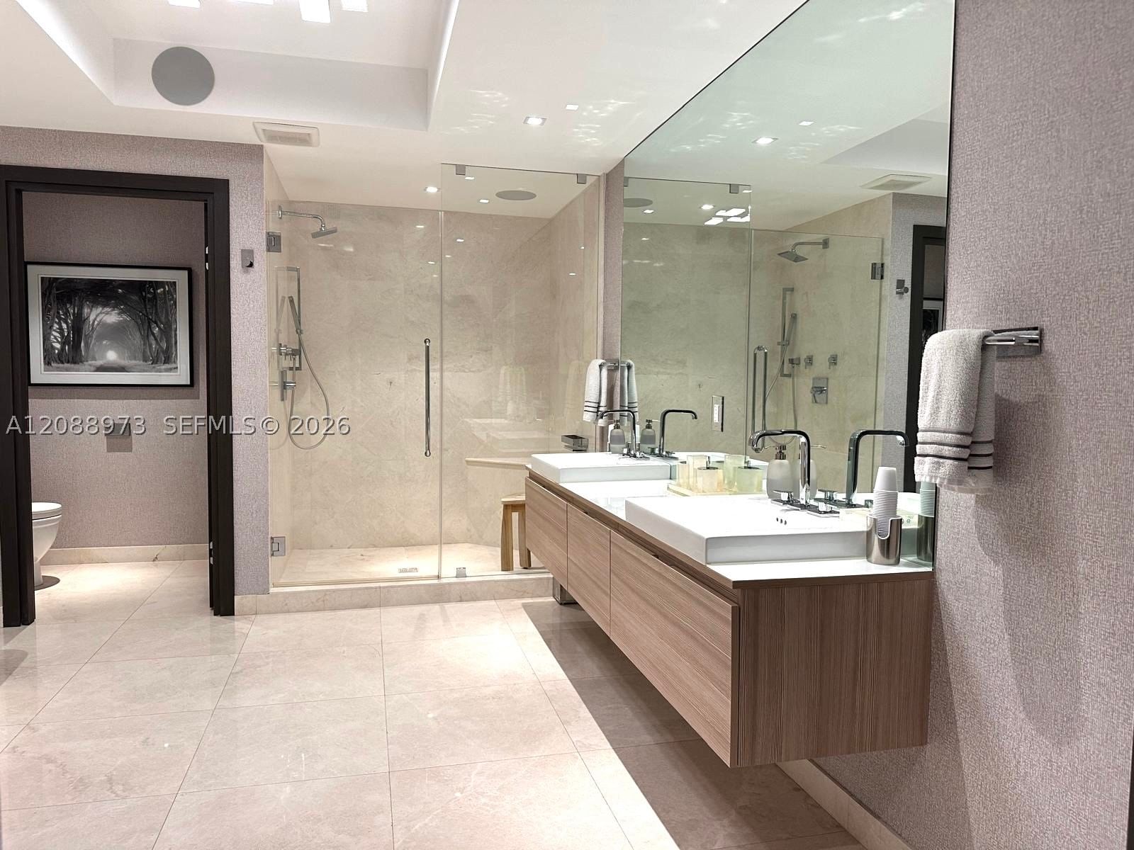 Real estate property located at 17111 Biscayne Blvd #2210, Miami-dade, Marina Palms Residences S, North Miami Beach, FL