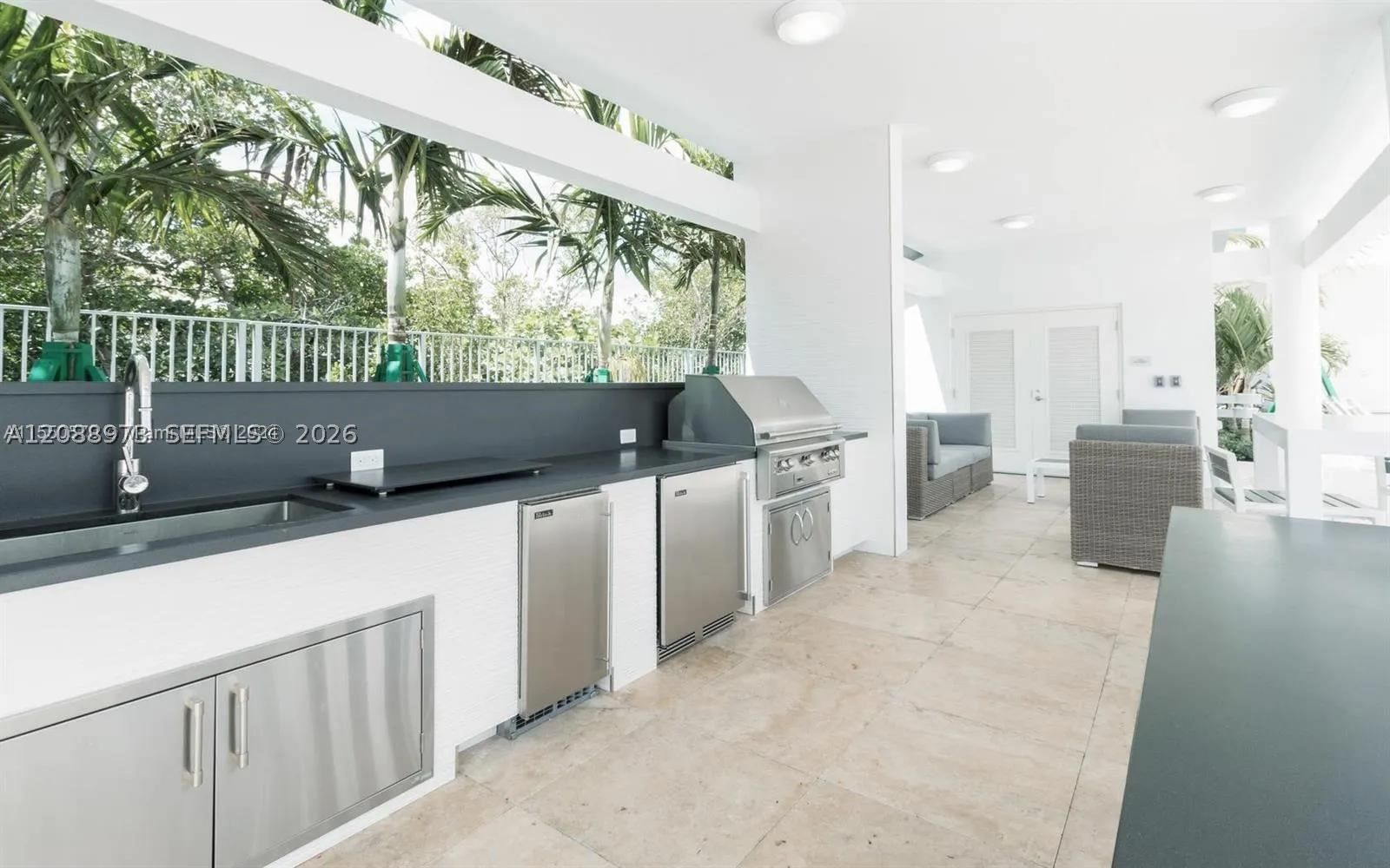 Real estate property located at 17111 Biscayne Blvd #2210, Miami-dade, Marina Palms Residences S, North Miami Beach, FL