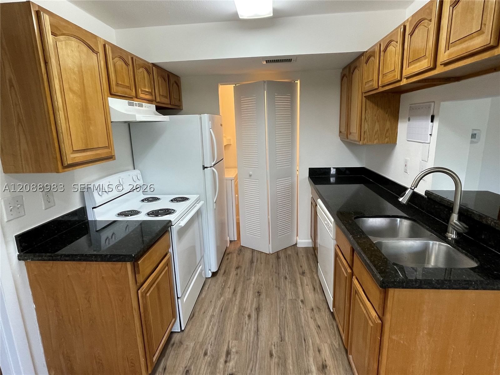Real estate property located at 8739 39th St #8739, Broward, Preserve At Avery Lakes, Sunrise, FL