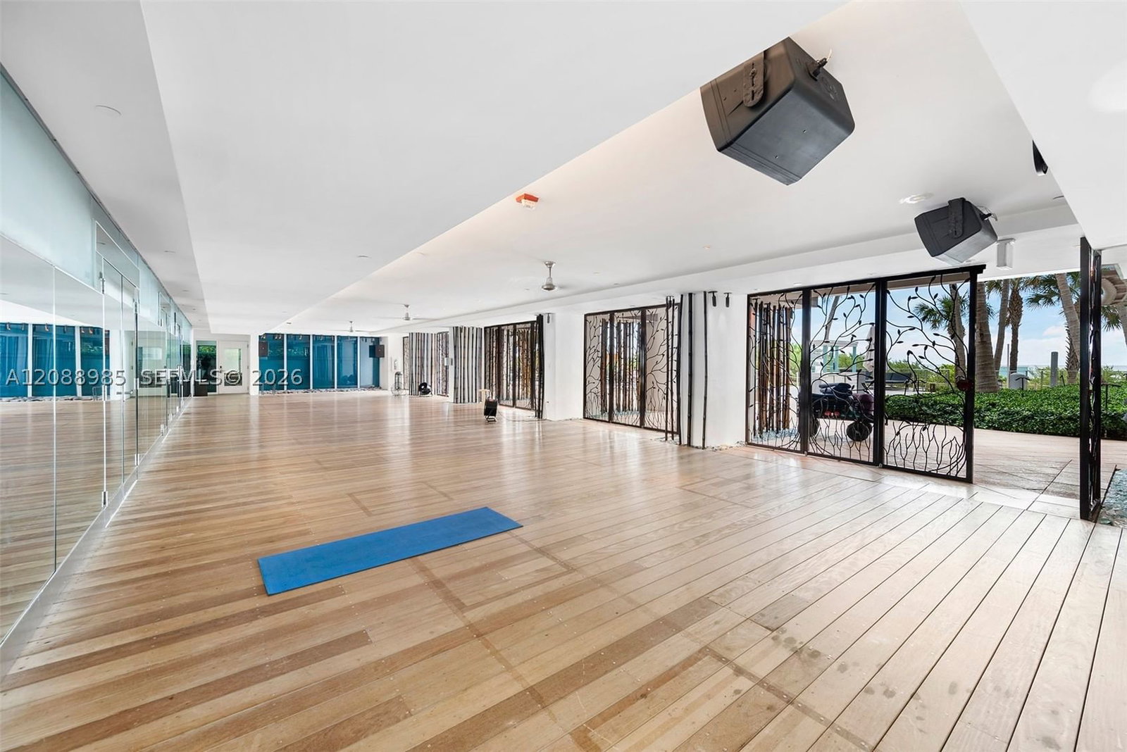 Real estate property located at 6801 Collins Ave #1202/1211, Miami-dade, Central Carillon Beach Co, Miami Beach, FL