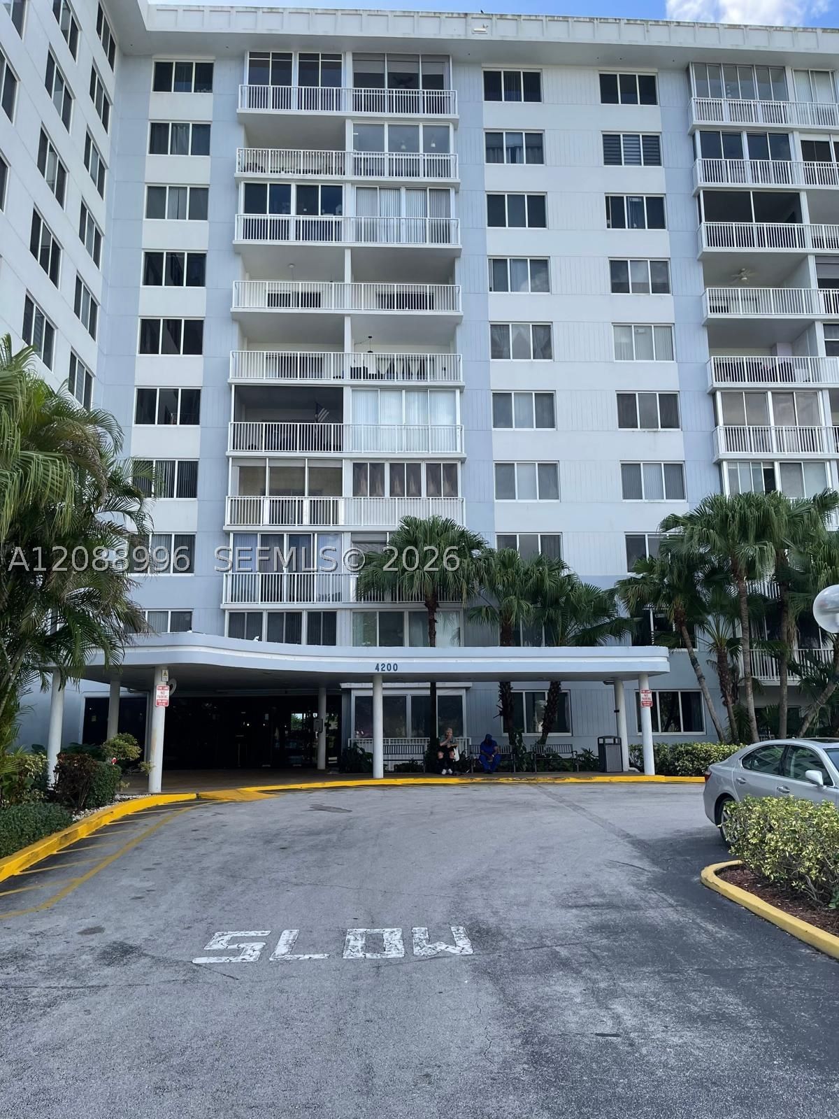 Real estate property located at 4200 Hillcrest Dr #401, Broward, Hillcrest East No 24 Cond, Hollywood, FL