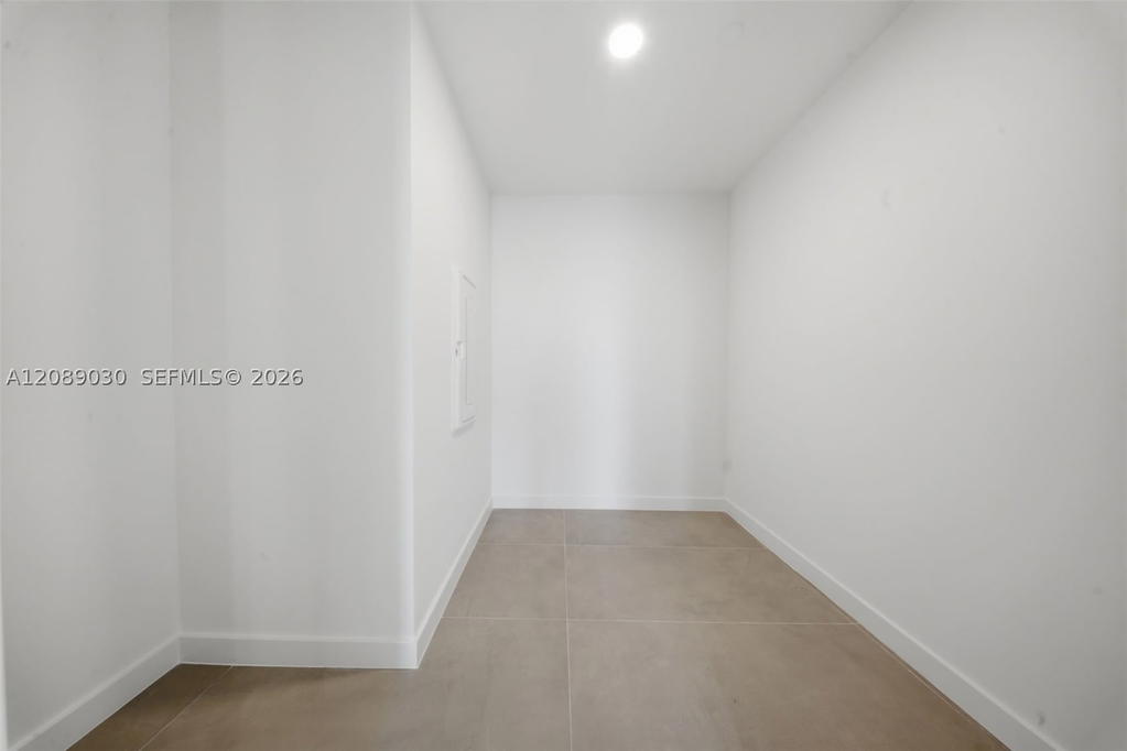 Real estate property located at 1400 Biscayne Blvd #3502, Miami-dade, Casa Bella, Miami, FL