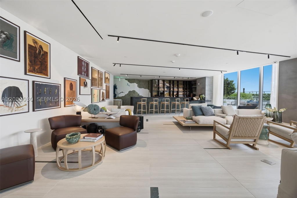 Real estate property located at 1400 Biscayne Blvd #3502, Miami-dade, Casa Bella, Miami, FL