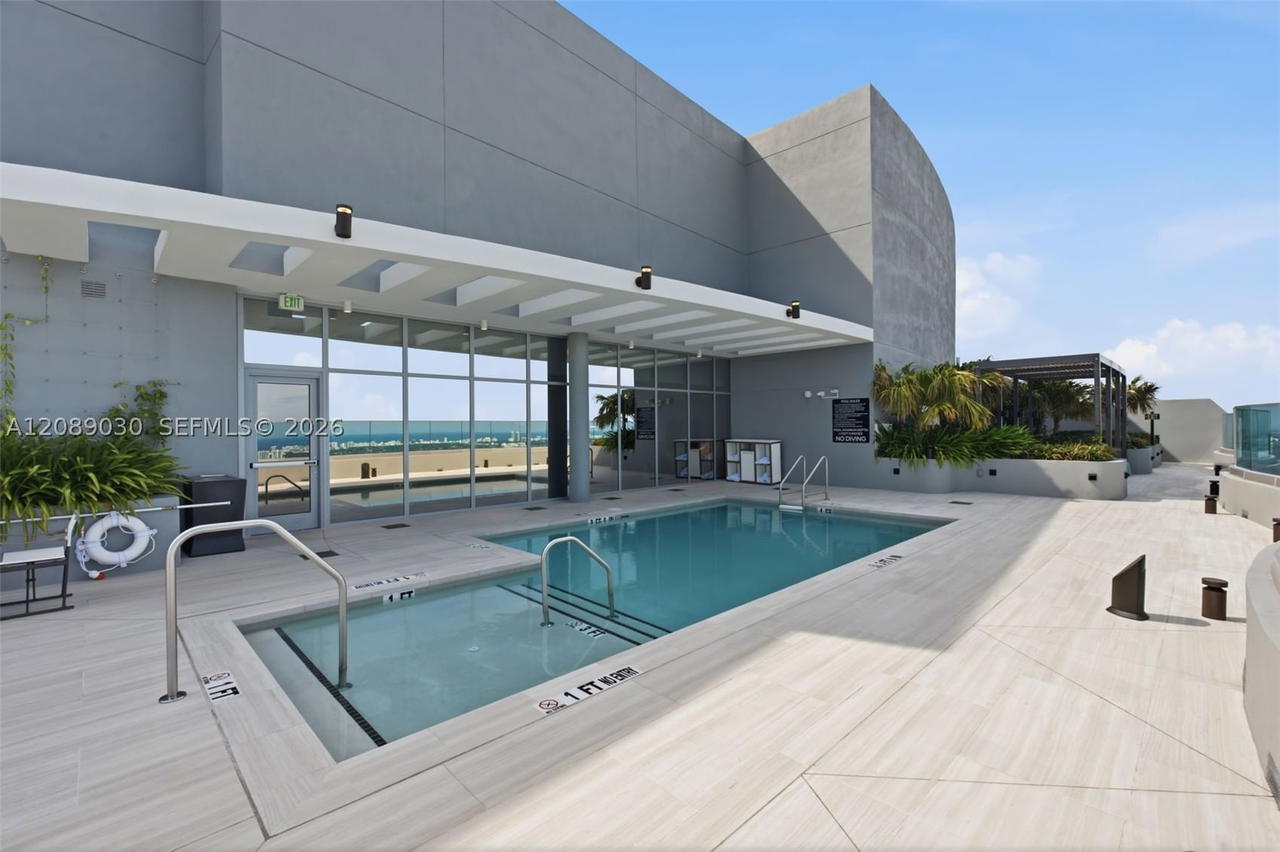 Real estate property located at 1400 Biscayne Blvd #3502, Miami-dade, Casa Bella, Miami, FL