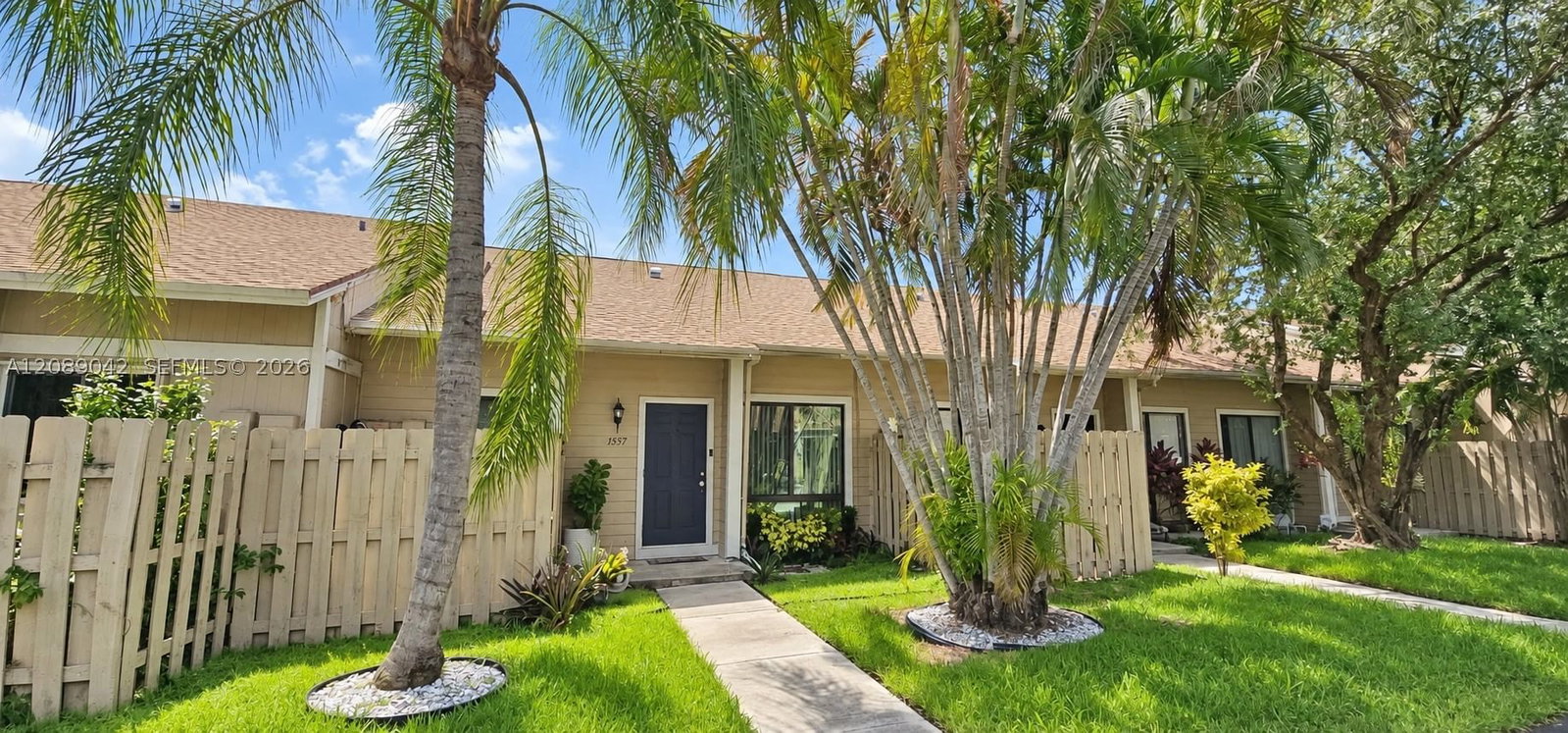 Real estate property located at 3557 111th Ter, Broward, Welleby Nw Quadrant, Sunrise, FL