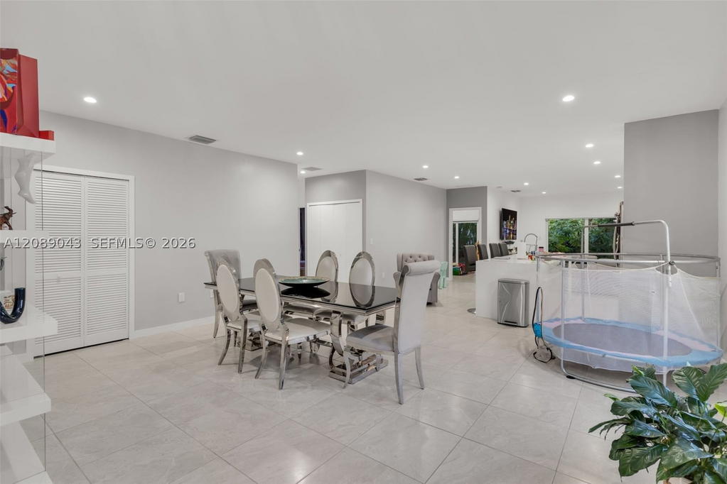 Real estate property located at 23031 124th Ave, Miami-dade, Silver Palm Park, Miami, FL