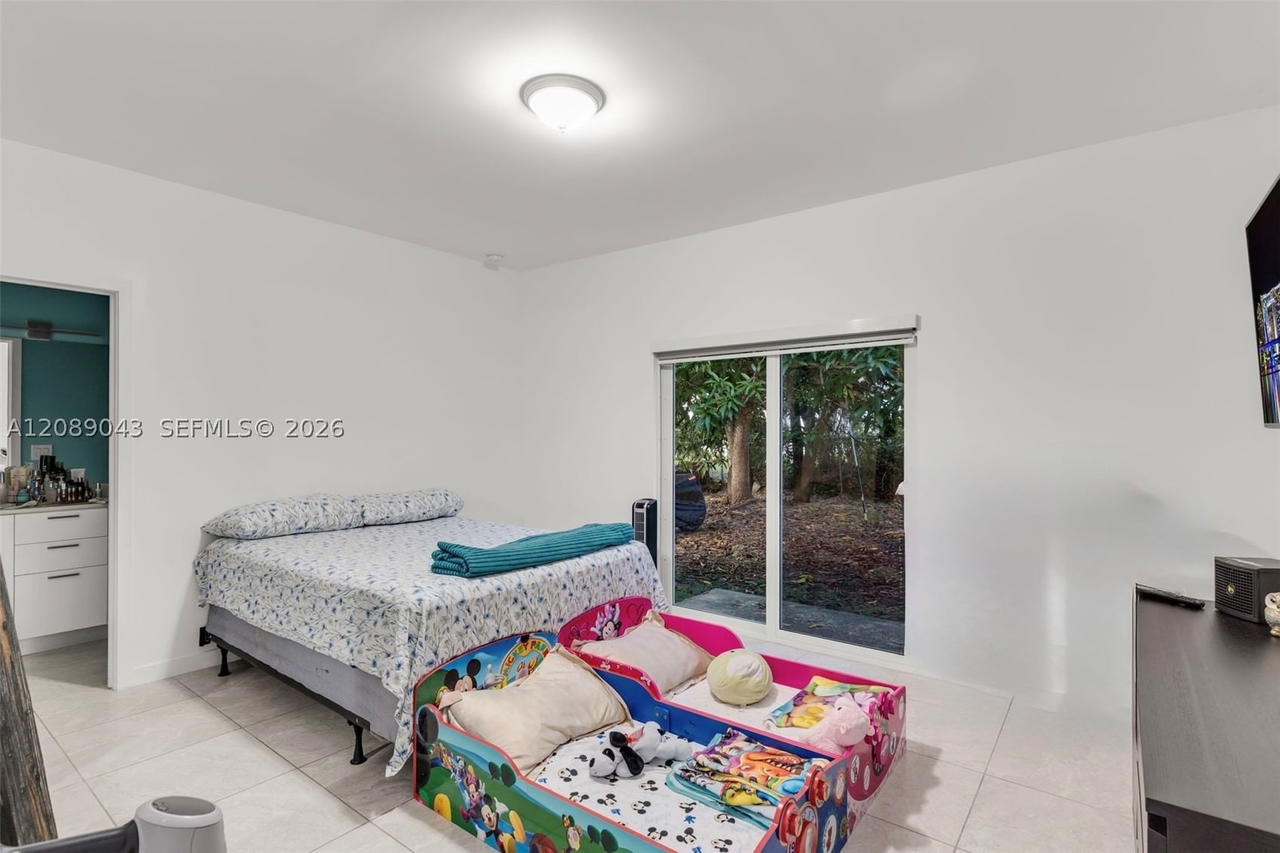 Real estate property located at 23031 124th Ave, Miami-dade, Silver Palm Park, Miami, FL