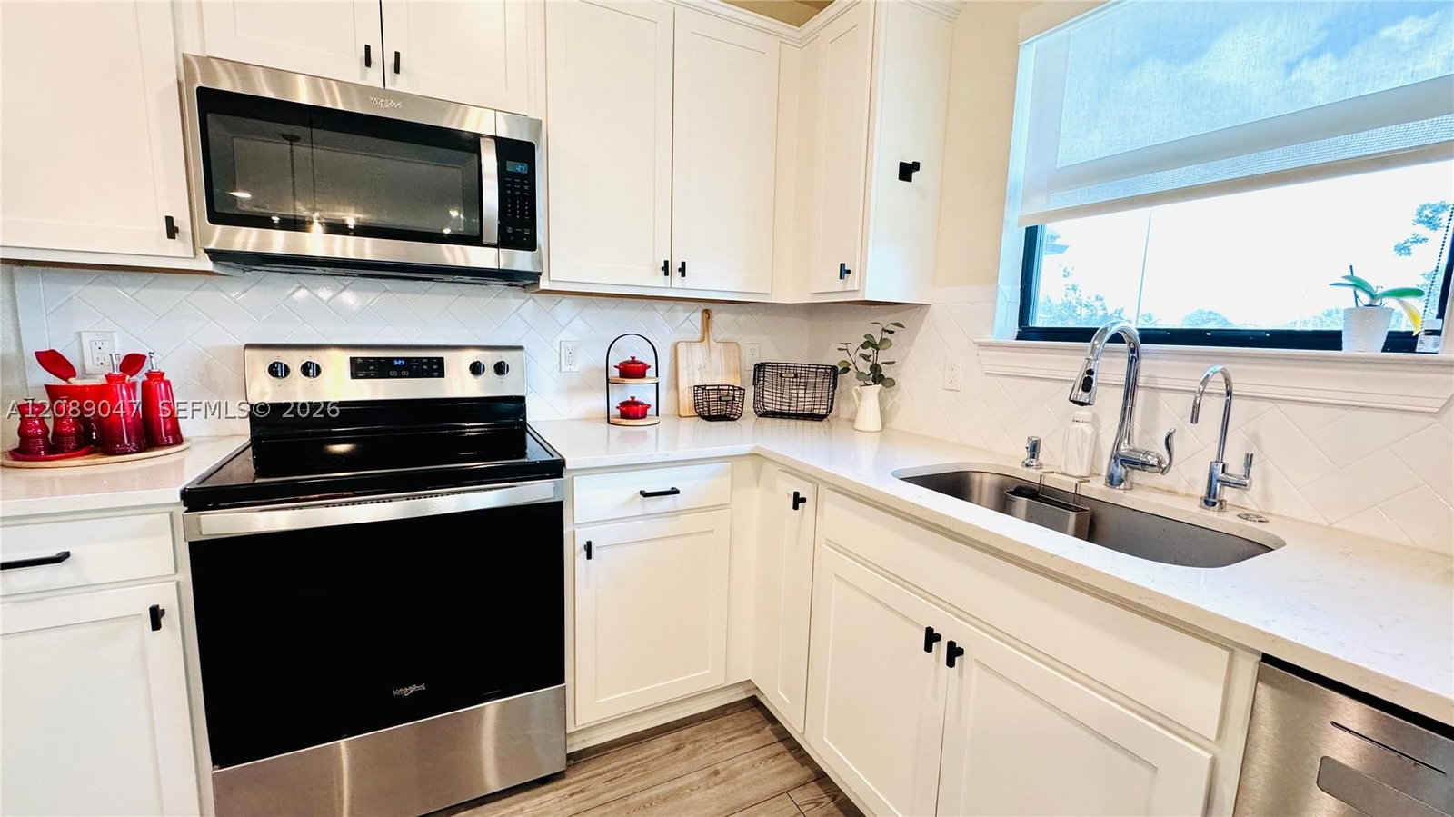 Real estate property located at 3117 Buttonwood Ct, Broward, Tricity Plat, Lauderdale Lakes, FL