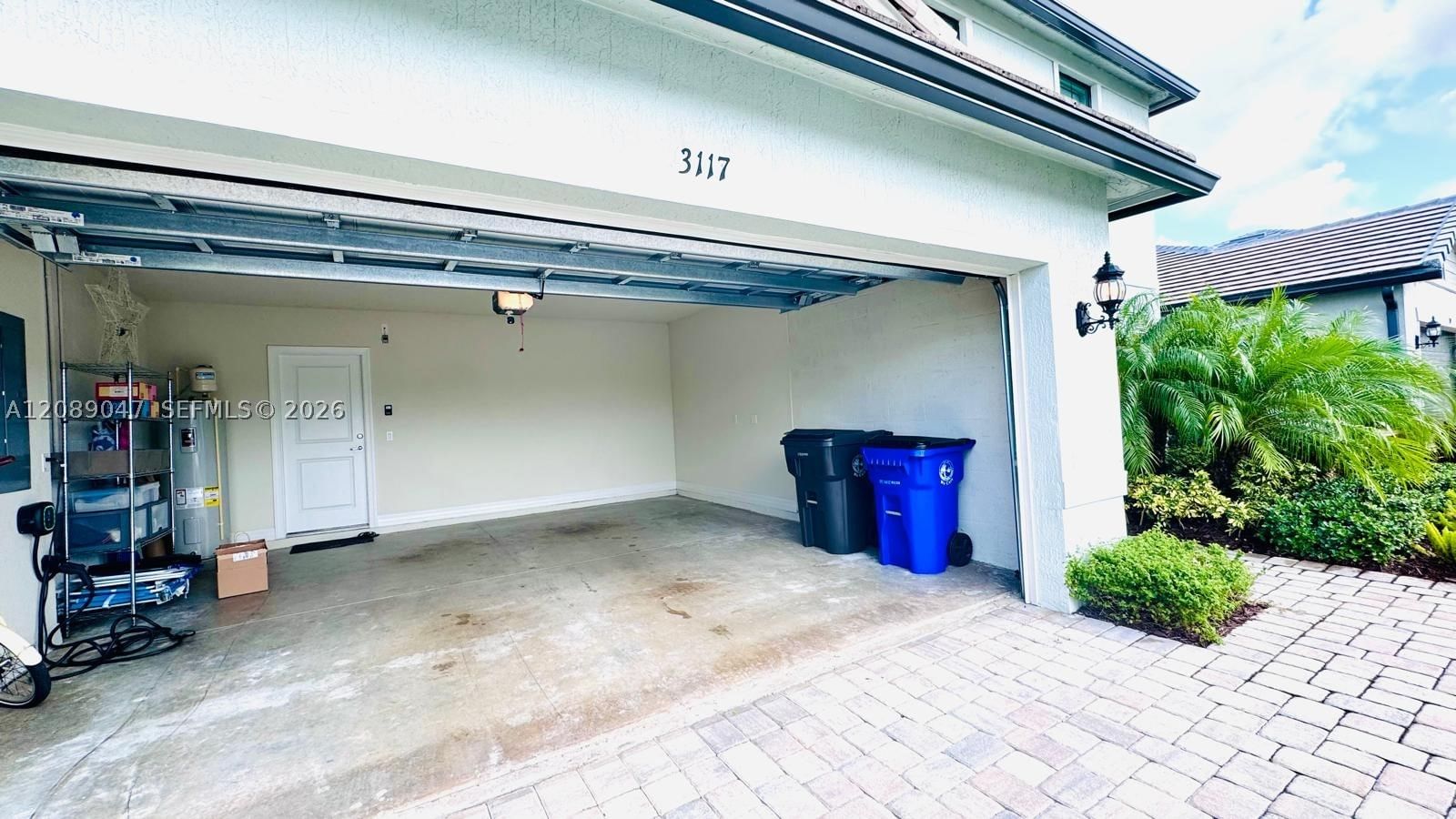 Real estate property located at 3117 Buttonwood Ct, Broward, Tricity Plat, Lauderdale Lakes, FL