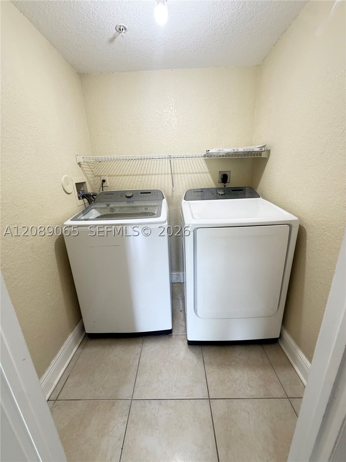 Real estate property located at 20930 87th Ave #207, Miami-dade, Breeze Of Galloway Condo, Cutler Bay, FL