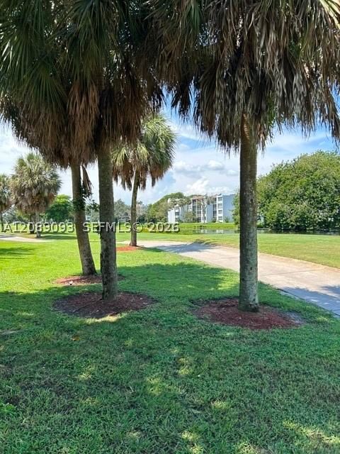 Real estate property located at 1811 Sabal Palm Dr #204, Broward, Condo 1 Of Sabal Palm Con, Davie, FL