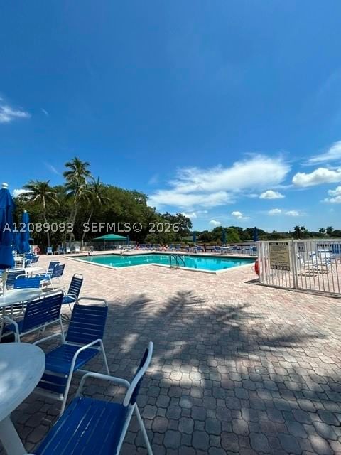 Real estate property located at 1811 Sabal Palm Dr #204, Broward, Condo 1 Of Sabal Palm Con, Davie, FL