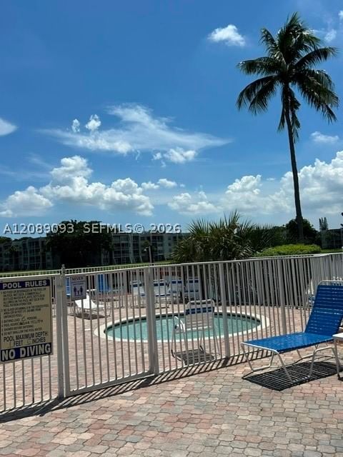 Real estate property located at 1811 Sabal Palm Dr #204, Broward, Condo 1 Of Sabal Palm Con, Davie, FL