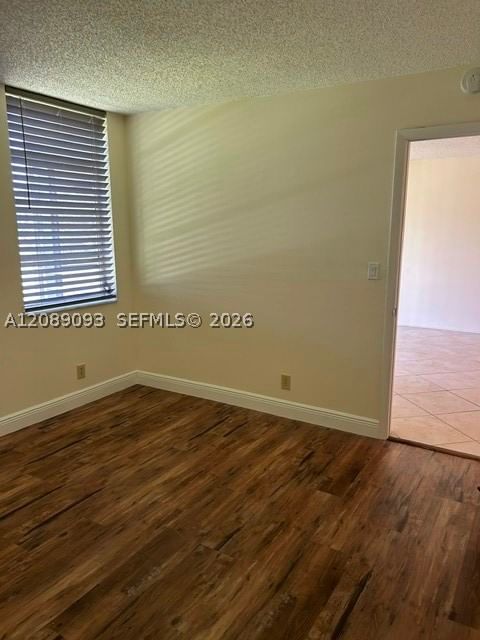Real estate property located at 1811 Sabal Palm Dr #204, Broward, Condo 1 Of Sabal Palm Con, Davie, FL