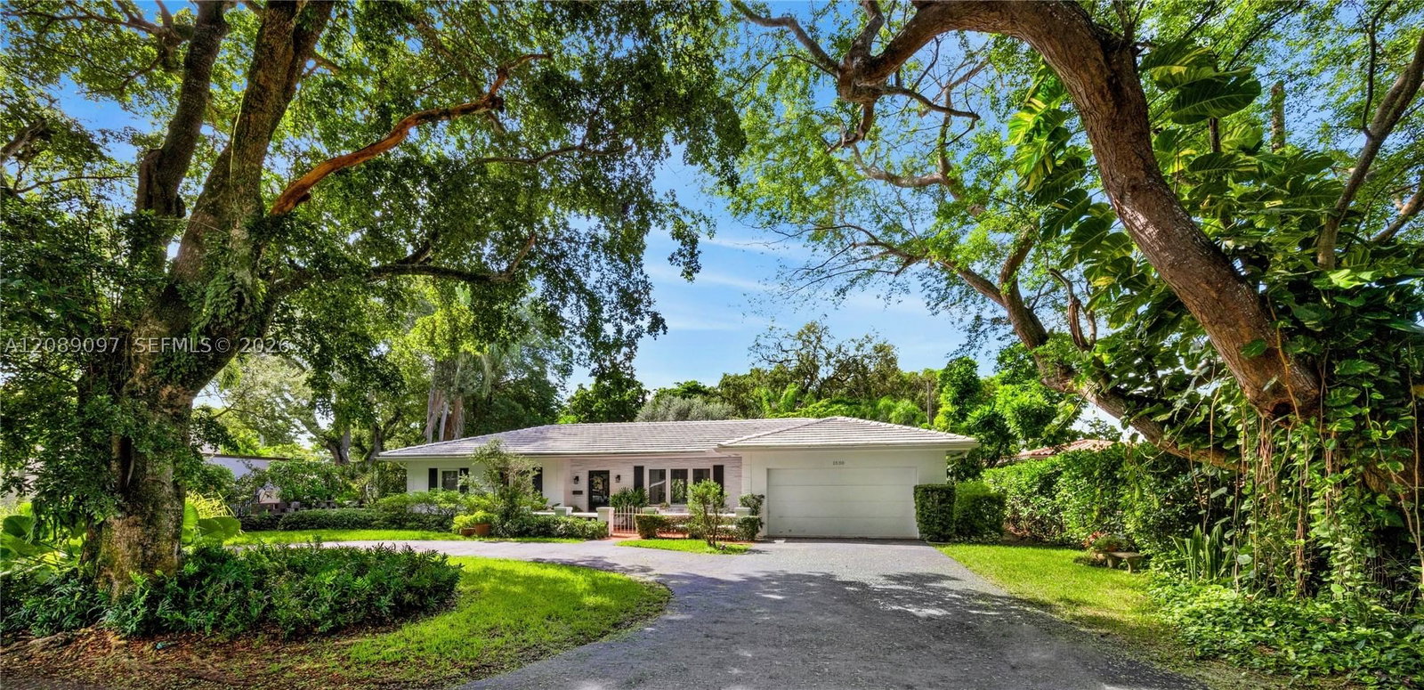 Real estate property located at 1530 Garcia Ave, Miami-dade, Coral Gables Country Club, Coral Gables, FL