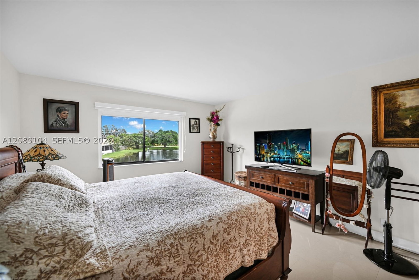 Real estate property located at 374 Lakeview Dr #204, Broward, Racquet Club Apts At Bona, Weston, FL